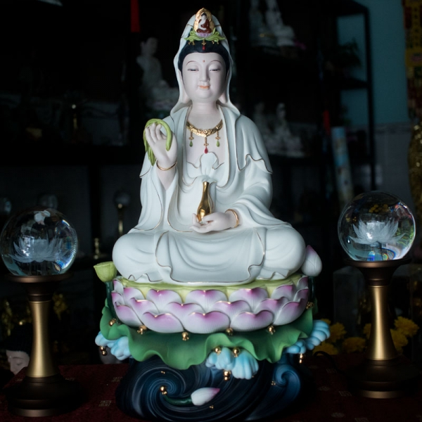Tượng phật Quan Thế Âm cỡ nhỏ