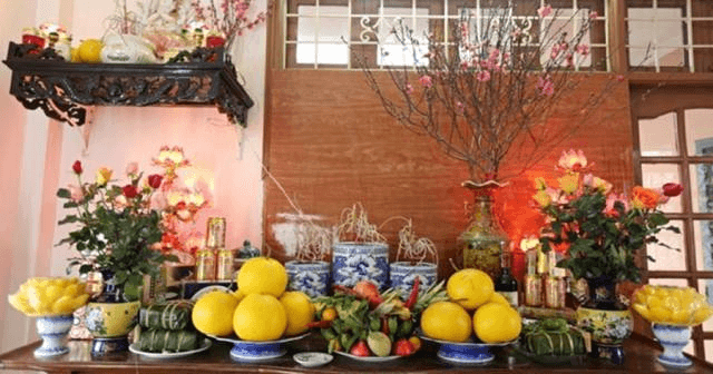 Cách bày hoa quả bàn thờ gia tiên đẹp mắt trang nghiêm