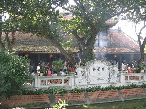 Ngôi chùa linh thiêng bậc nhất ở Hà Nội khi cầu duyên